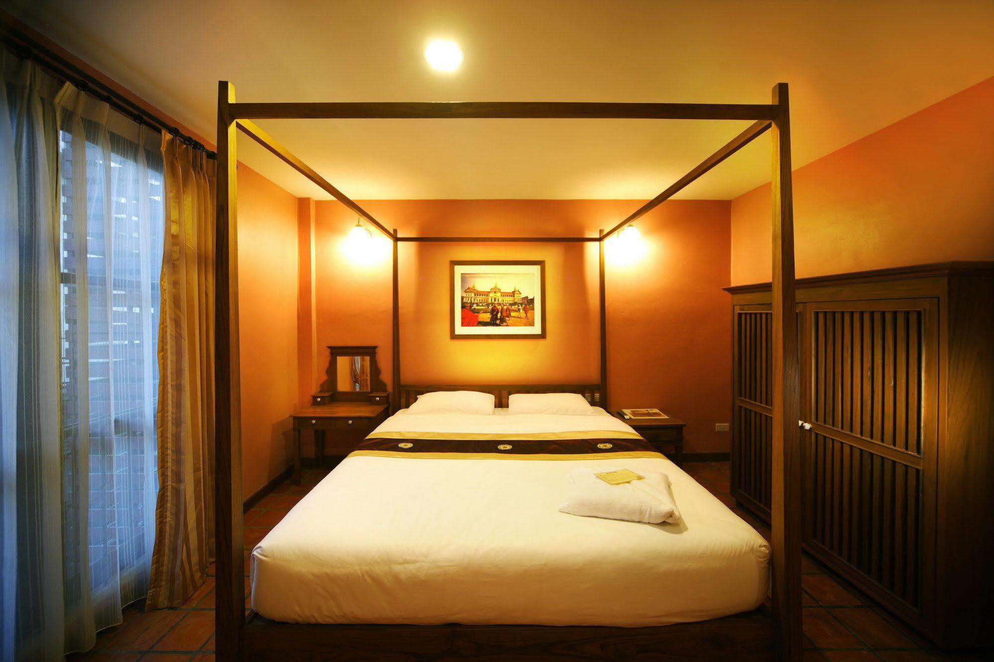 Siamese Views Lodge Bangkok Bagian luar foto