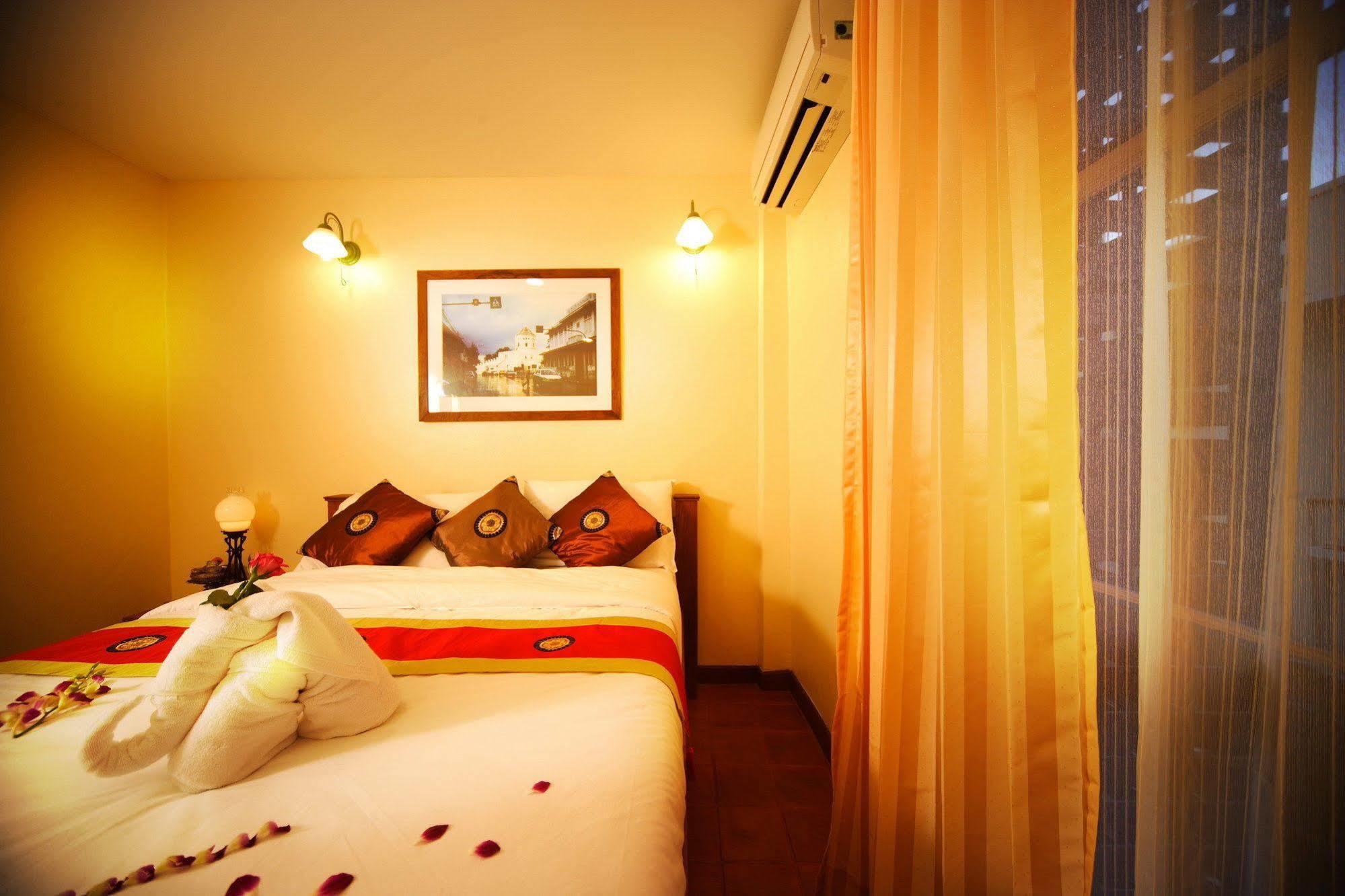 Siamese Views Lodge Bangkok Bagian luar foto